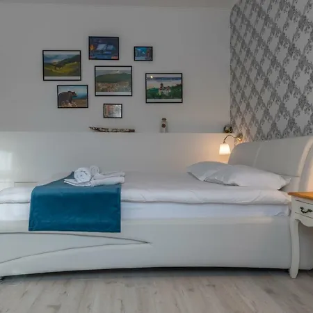 Lovelystay Oldtown Brasov
