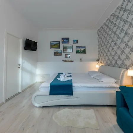 Lovelystay Oldtown * Brașov