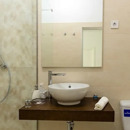 Lovelystay Oldtown Apartment Brasov