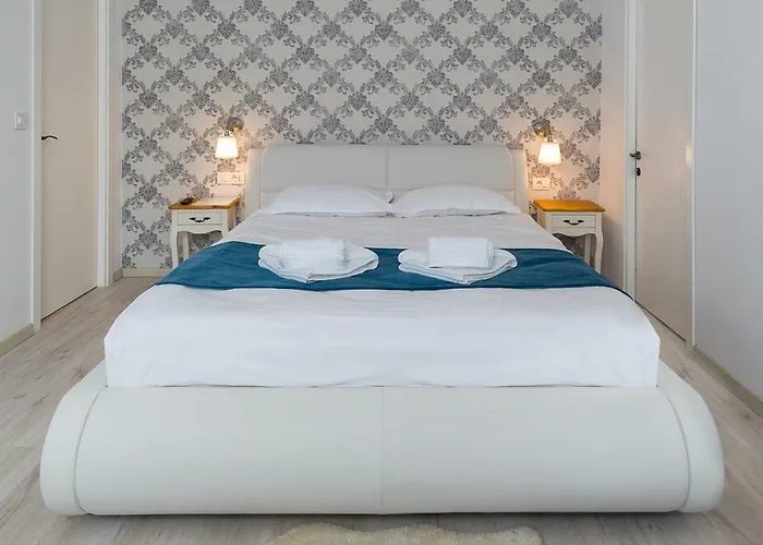 Lovelystay Oldtown Braşov